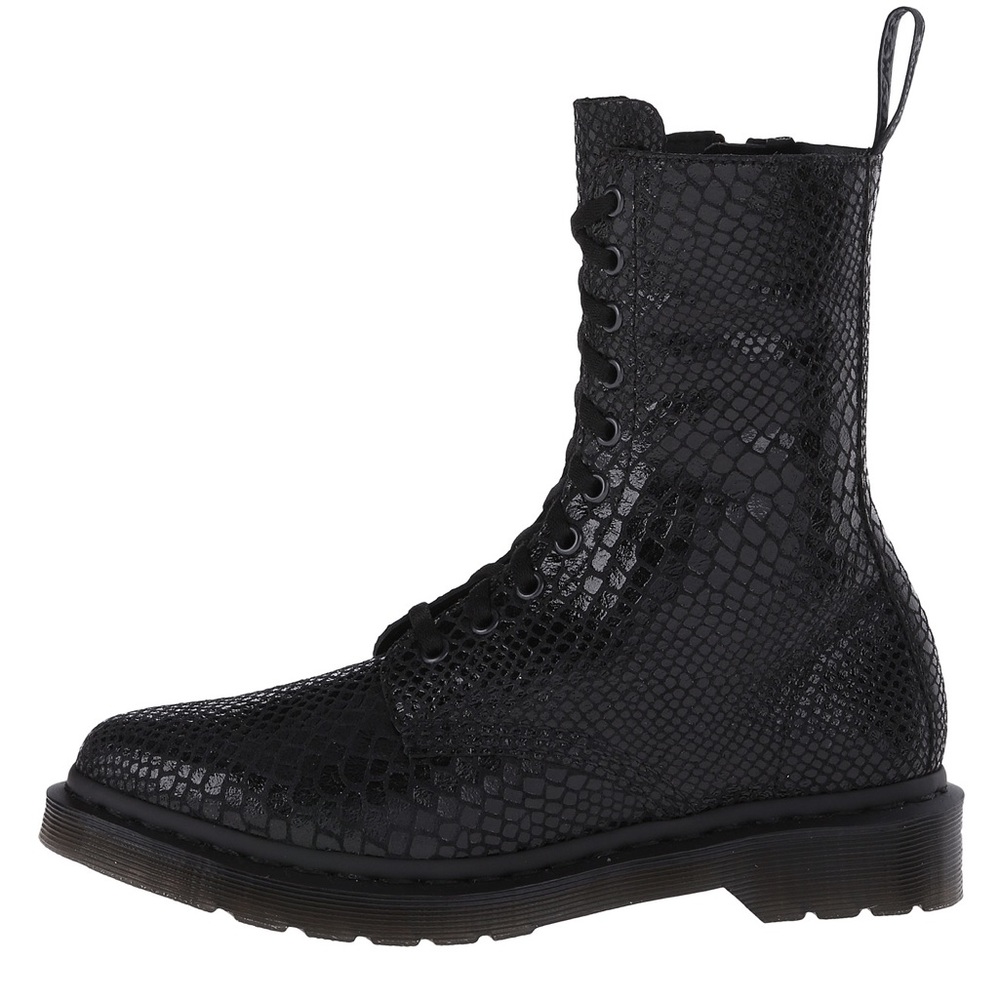 Pointed toe Alix Black Snake Doc Martens
